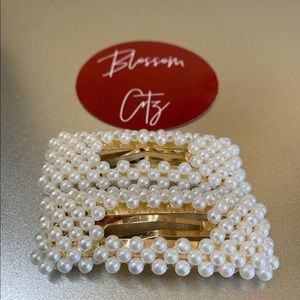 Pearl Rectangle Hair Clips